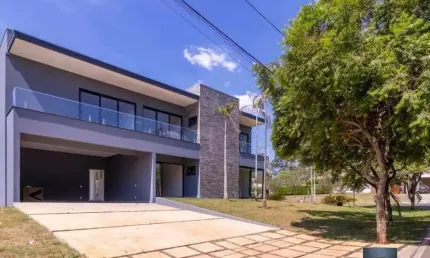 Casa a venda no condomínio Lago Azul Golfe Clube - Araçoiaba da Serra - São Paulo