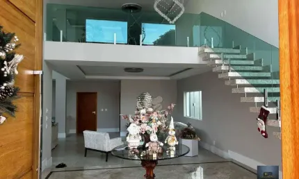 Excelente Casa com 5 Suítes e 8 Vagas de Garagem no Parque Anchieta – São Bernardo do Campo