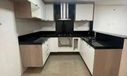 Sobrado à venda 100m² de área construída, 2 dormitórios, 2 suítes, 2 lavabos, 2 vagas no Bairro Barcelona , em São Caetano do Sul, São Paulo