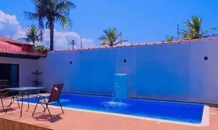 Casa de 320m² sendo 200 m² de área construída, 4 dormitórios, 2 suítes, 4 vagas, piscina, pé na areia - Jardim Suarão - Itanhaém - São Paulo