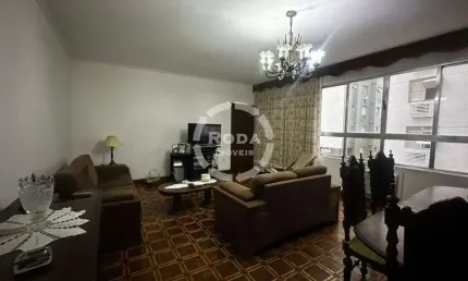 Apartamento 3 dormitórios na quadra da praia na Ponta da Praia