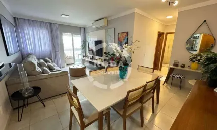 Apartamento Espaçoso com Vista Privilegiada para o mar
