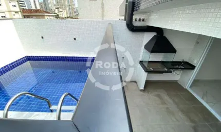 Casa Sbreposta Alta com 3 suítes e 2 vagas com Piscina e Churrasqueira no Embaré em Santos Nova