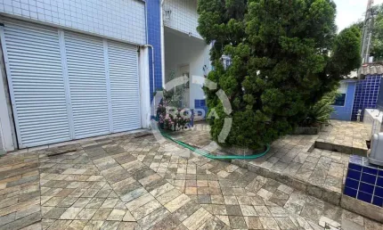 Casa à venda, 4 quartos, 2 suítes, 3 vagas, Vila Mathias - Santos/SP