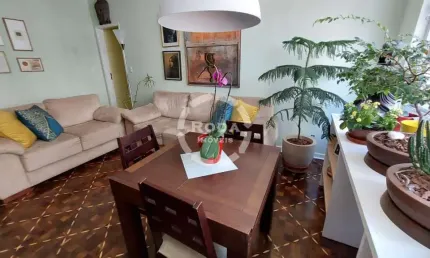 Apartamento próximo da praia a venda em Santos, localizado no bairro da Pompéia.