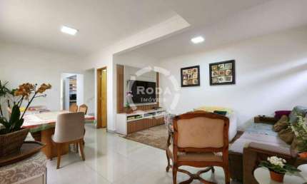 Casa tipo sobrado geminado 4 dormitórios a venda no Boqueirão em Santos.