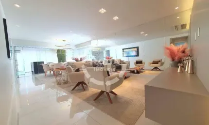 Apartamento Garden, com quintal, próximo da praia a venda em Santos, localizado no bairro do Boqueirão/Vila Rica!