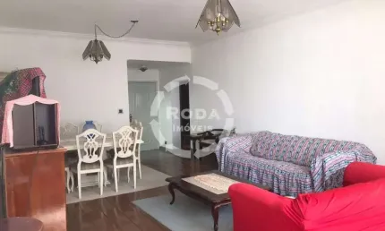 Apartamento gigante na quadra da praia do josé menino.