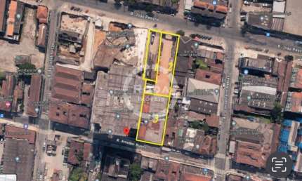 Oportunidade Única: Terreno com Dupla Frente no Centro de Santos - 2527m² (3 Lotes)
