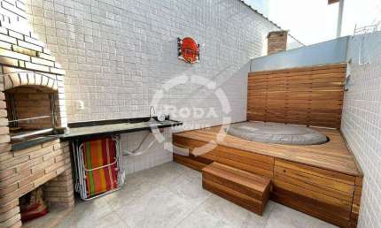 Sobreposta Maravilhosa com Ofurô e Churrasqueira, Decoração moderna, 03 quartos com súite.