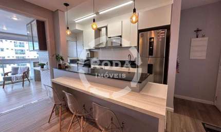 Excelente Imóvel de 2 Dormitórios - Alto Padrão com 77 m² (PORTEIRA FECHADA) - Bairro Ponta da Praia em Santos-SP