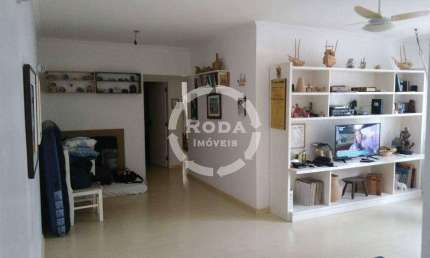 Apartamento Amplo e Bem Localizado a Uma Quadra da Praia na Ponta da Praia, Santos/SP