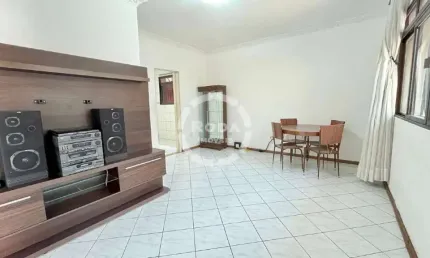 Venda sobrado, Ponta da Praia, 03 quartos, garagem, ótima lozalização.