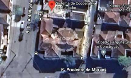 Terreno de Esquina para Venda no bairro Vila Mathias, localizado na cidade de Santos / SP.
