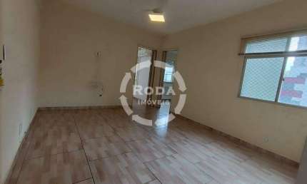 Apartamento de 2 dormitórios 2 banheiros 1 quadra da praia em Santos na Pompeia.