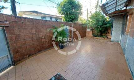 Casa sobreposta baixa à venda Ponta da Praia em Santos SP