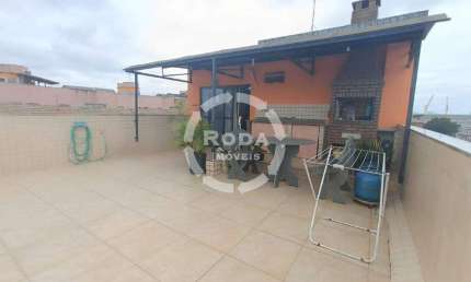 Cobertura duplex de 4 dormitórios sendo 1 suíte em Santos no Macuco.