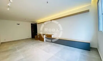Apartamento alto padrão, totalmente reformado, com vista mar, 3 dormitórios, 1 suíte, dependência completa, na Vila Rica, em Santos/SP.