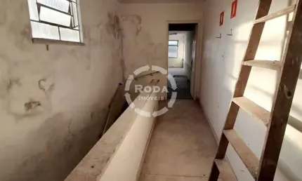 Prédio para alugar na Rua Julio de Mesquita, --, Vila Mathias, Santos