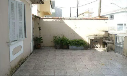 Terreno à venda na Rua Moema, --, Estuário, Santos