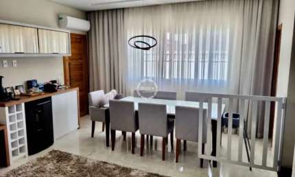 Sobrado Geminado à venda, 3 quartos, 3 suítes, 3 vagas, Marapé - Santos/SP