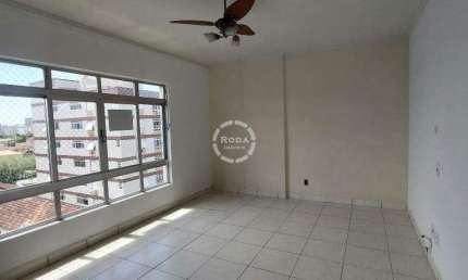 Apartamento a venda de frente com 2 dormitórios dependência completa no Marapé - Santos