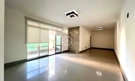Apartamento Reformado e Espaçoso na Ponta da Praia – 153 m² | 3 Dormitórios | 1 Suíte