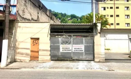 Terreno Comercial no Coração de Santos – Oportunidade Única!