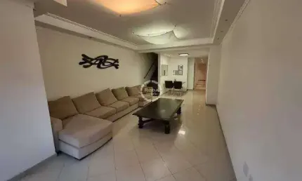 Casa Sobreposta Alta em Santos no Bairro Aparecida a poucos minutos do Shopping Praimar