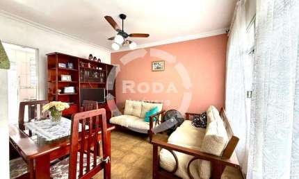 Sobrado geminado muito bem localizado – Próximo à Afonso Pena | 2 Dorms | 2 Banheiros | Quintal | Rua tranquila