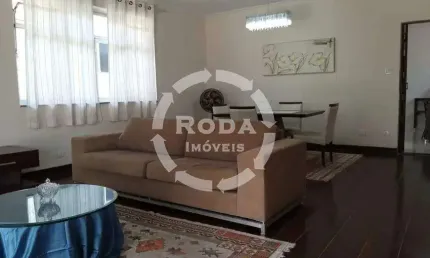 .Casa Sobreposta Alta no Boqueirão – 4 Dormitórios, 1 Suíte, 2 Vagas e a Apenas 4 Quadras da Praia!