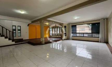 Casa com 500m² no embaré – santos/sp | 5 dorms (3 suítes) | 4 vagas | espaço de sobra em todos os ambientes