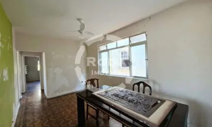 Apartamento de 116,45 m² à venda, 3 dormitórios, 2 banheiros, varanda e 1 vaga, no bairro do Marapé em Santos!