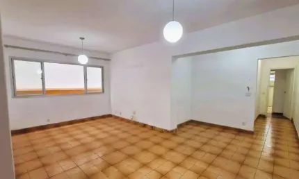 Apartamento à venda na pompéia | 2 dormitórios | 1 vaga demarcada | quadra da praia!