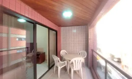 Apartamento 2 dormitórios dependência completa Porteira Fechada na Quadra da Praia à venda na Aparecida - Santos
