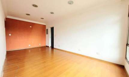 Apartamento à venda com 2 quartos, 1 suíte e 1 vaga no Marapé – Santos/SP
