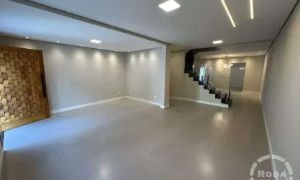 Sobrado de 200 m² com 03 suítes, Piscina, Área Gourmet 100% Reformado no Embaré