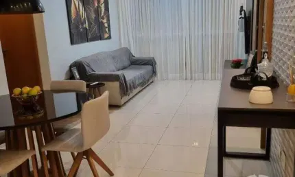 Apartamento a 200 metros da praia com 3 Suítes 2 Vagas Lazer Completo