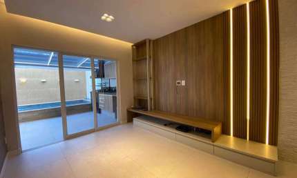 Casa para aluguel, 3 quartos, 1 suíte, 1 vaga, Campo Grande - Santos/SP