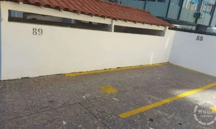 VENDE-SE GARAGENS FECHADAS E DEMARCADAS NO CORAÇÃO DO GONZAGA
