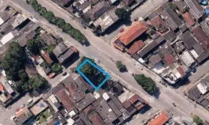 Terreno em Esquina com Alta Visibilidade - São Vicente/SP Dito por si: