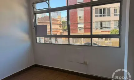 APARTAMENTO Á VENDA-PONTA DA PRAIA, UMA QUADRA DA PRAIA