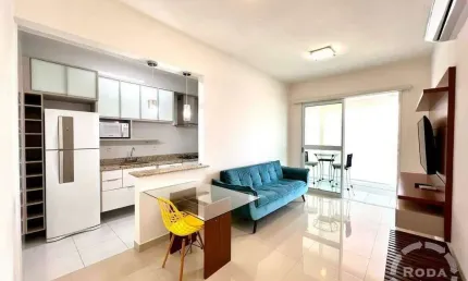 Apartamento 1 Dormitório, 1 Suíte, Andar Alto, na Quadra da Praia no José Menino - PORTEIRA FECHADA.