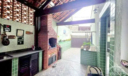 Casa com 3 quartos à venda na Caminho Dona Adelaide, --, Marapé, Santos