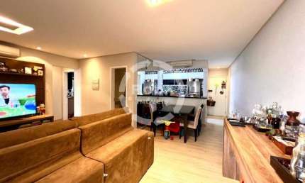 Apartamento à Venda na Ponta da Praia PORTEIRA FECHADA.