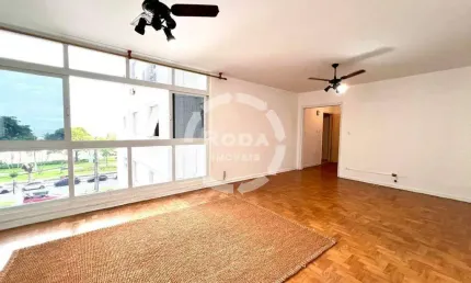 Apartamento 3 Dormitórios, 1 Suíte em Condomínio Pé na Areia no Gonzaga - Santos/SP