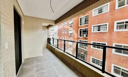 Apartamento com lazer no bairro do José Menino, quadra da praia, 02 quartos.