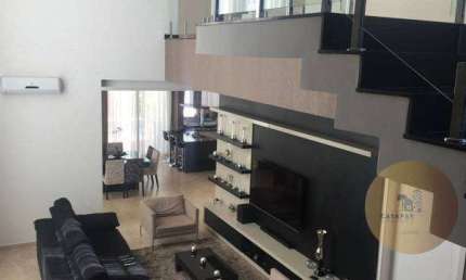 Casa à Venda em Condomínio Fechado com 4 Suítes, Piscina Privativa