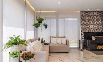 Casa em Condomínio à Venda com Porteira Fechada, 586m² com 5 Quartos