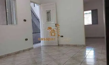 Casa à Venda com 143m², Sendo 2 Casas com 1 Quarto, Excelente Localização